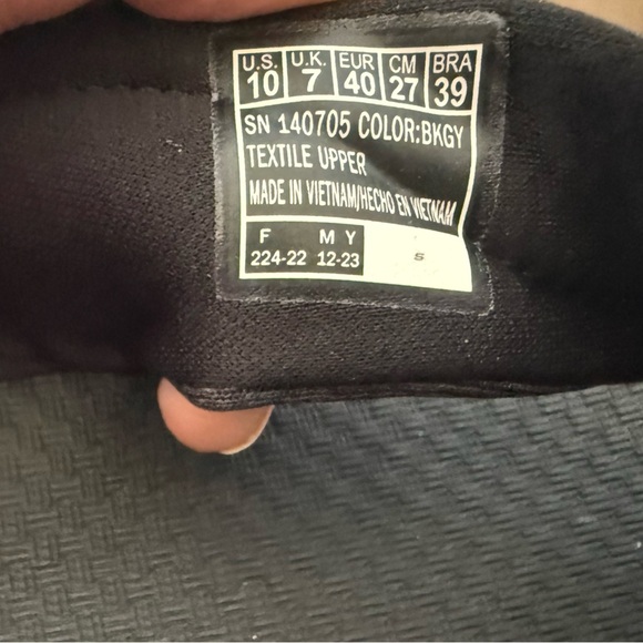 Skechers On The Go 600 Machine Washable Flip Flops black and grey- size 10 NIB - Picture 9 of 11